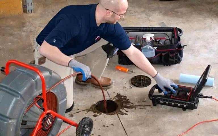 نشتیابی سیستم گرمایش از کف و لولههای توکار